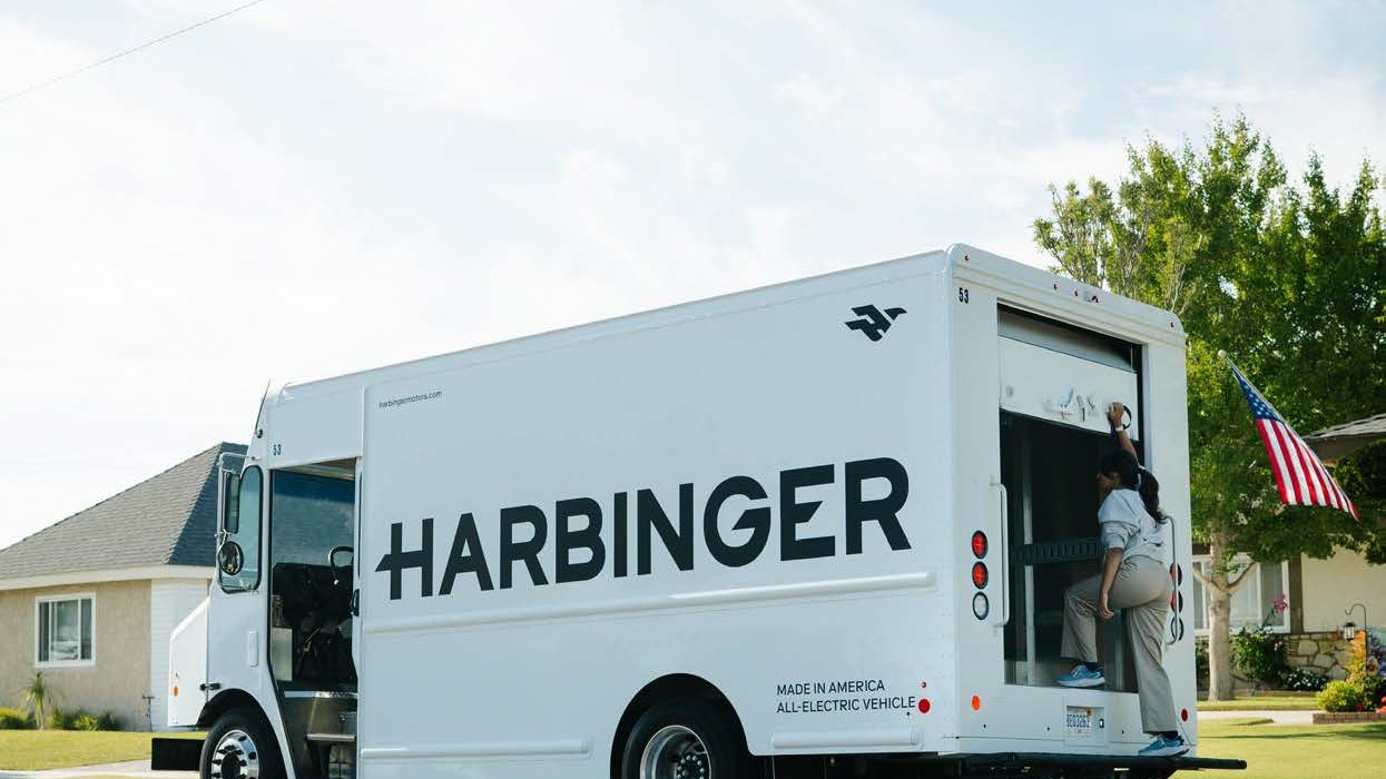 Harbinger electric Step Van on a delivery route